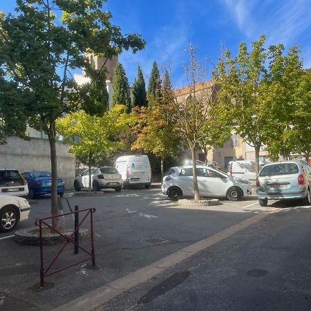 Jouxtant Le Canal Du Midi Trèbes 外观 照片
